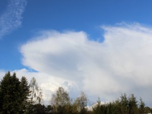 Postfrontale Wolkenformationen