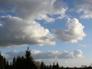 Wallende Wolken
