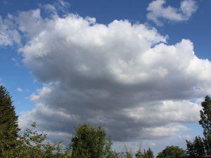 tiefe Wolken in Nordseeluft