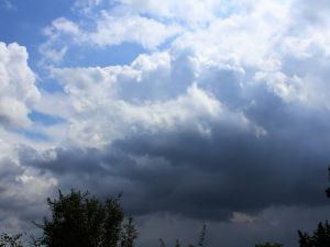 Wolken vor der Hitze