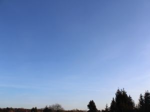 wolkenloser, milder Februartag