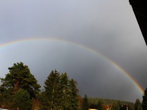 Regenbogen nach Graupelschauer