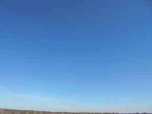 Blauer Himmel ohne Wolken