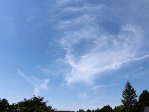 Wolken an einem Hitzetag