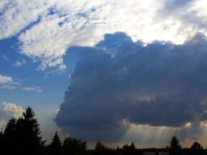 Wolkengebirge im Süden