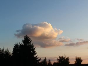 ein letzter Cumulus am Abend