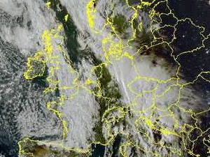 regenschwangere Tiefdruckrinne mit Tief "Yobst"