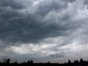 Nimbostratus an einem k&uuml;hlen Apriltag