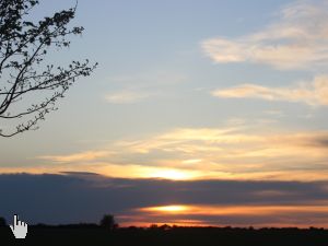 Sonnenuntergang am Ostersonntag